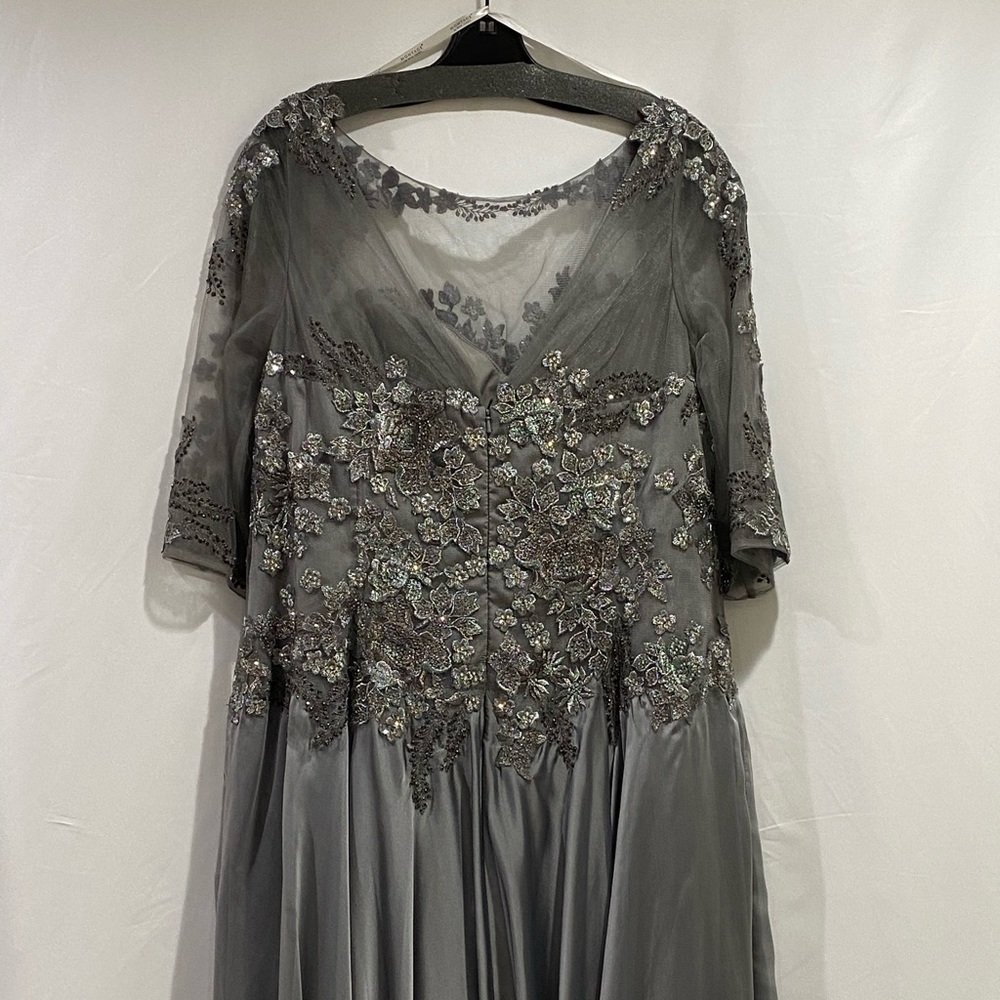 Montage by Moncheri illusion 3/4 length sleevesV- back long gown - Picture 8 of 11